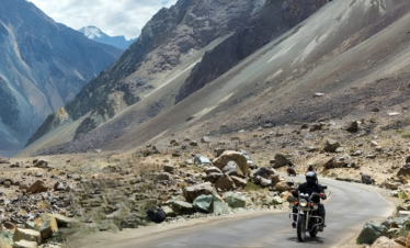 Manali to Keylong Motorcycle Tour via Rohtang Pass